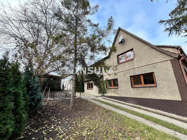 Dom na sprzedaż 7 pokoi Trzebnica, 278 m2, działka 1177 m2