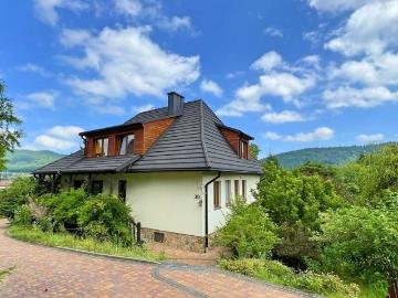 Dom na sprzedaż 7 pokoi Ustrzyki Dolne, 268 m2, działka 1845 m2