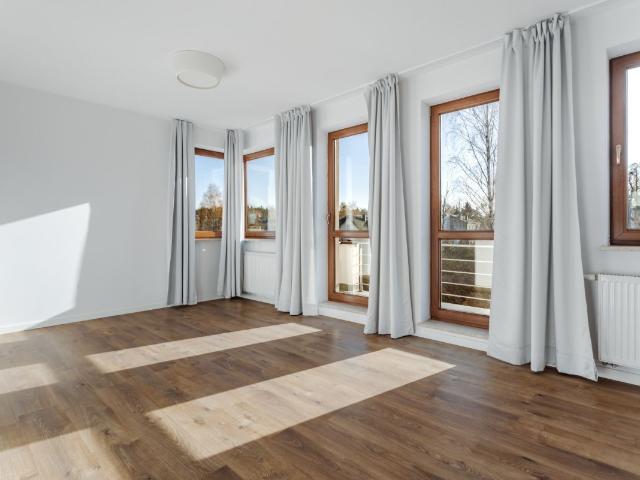 Dom na sprzedaż 7 pokoi Warszawa Wawer, 200 m2, działka 280 m2
