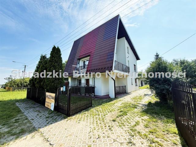 Dom na sprzedaż 7 pokoi Złoczew, 200 m2, działka 1328 m2