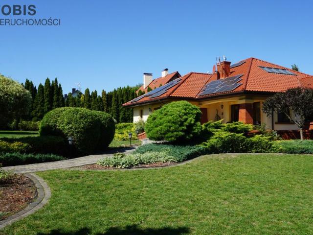 Dom na sprzedaż 7 pokoi Zgierz, 278 m2, działka 2113 m2