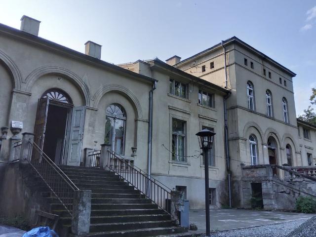 Dom na sprzedaż