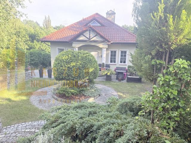 Dom na sprzedaż