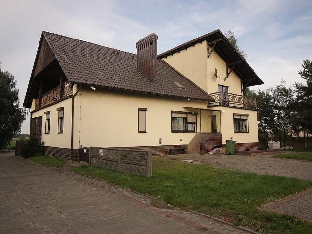Dom na sprzedaż