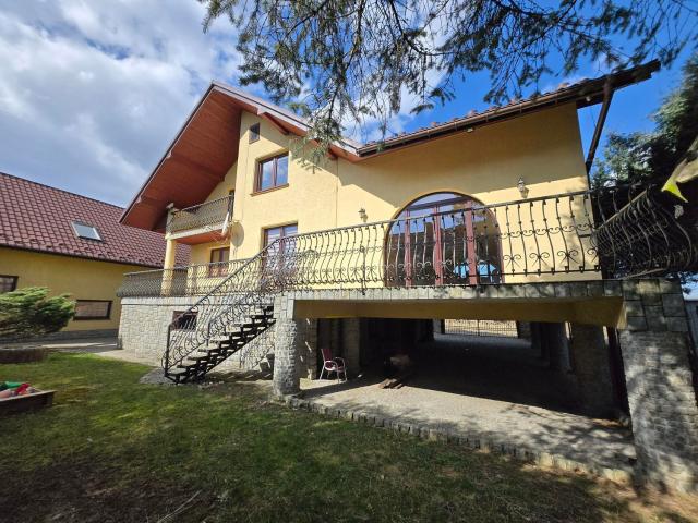 Dom na sprzedaż 8 pokoi Nowy Sącz, 183 m2, działka 436 m2