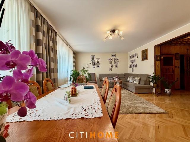 Dom na sprzedaż 8 pokoi Otwock, 290 m2, działka 380 m2
