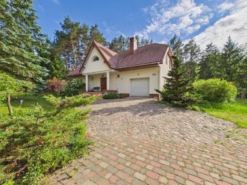 Dom na sprzedaż 8 pokoi białostocki, 220 m2, działka 4935 m2