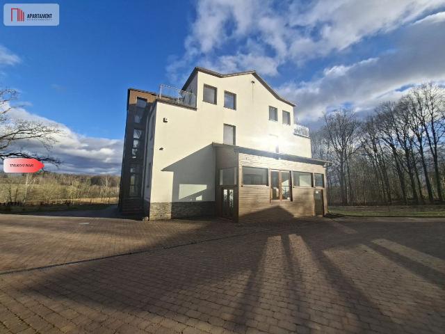 Dom na sprzedaż 8 pokoi gdański, 830,01 m2, działka 830,010 m2