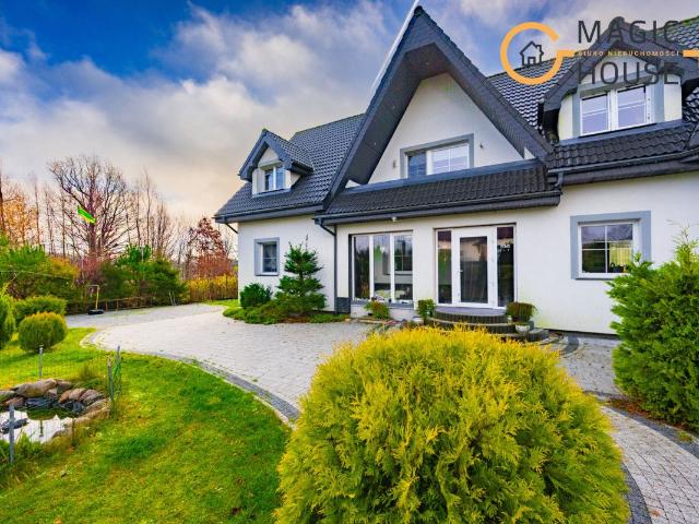 Dom na sprzedaż 8 pokoi kartuski, 330 m2, działka 1330 m2