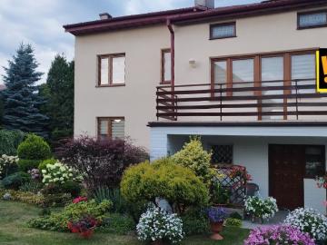 Dom na sprzedaż 8 pokoi Końskie, 171 m2, działka 545 m2