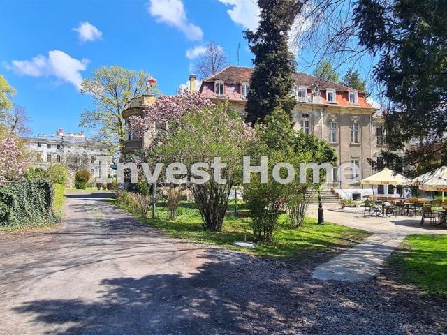 Dom na sprzedaż 8 pokoi Prudnik, 1140 m2, działka 9643 m2