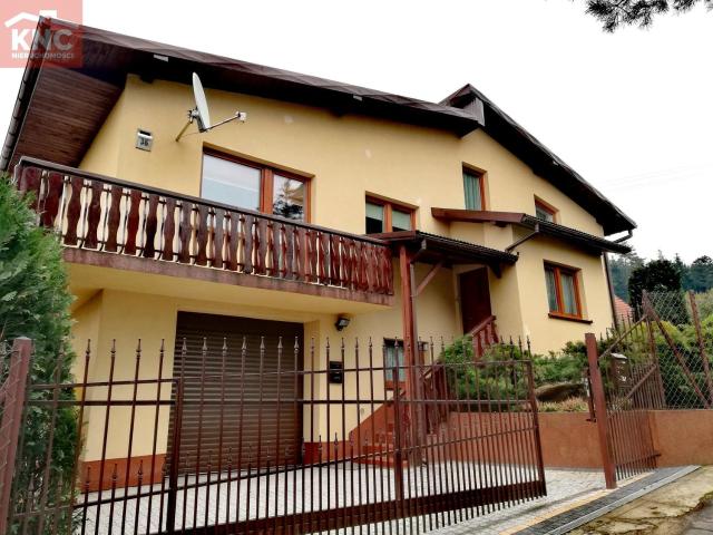 Dom na sprzedaż 8 pokoi Stary Sącz, 200 m2, działka 1300 m2