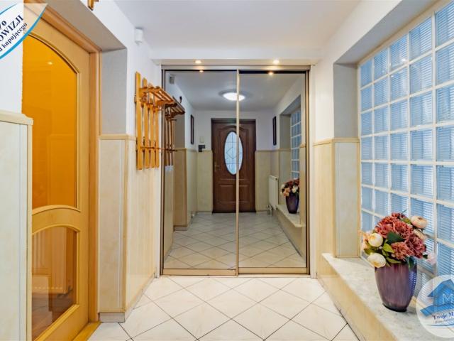 Dom na sprzedaż 8 pokoi Włocławek, 282 m2, działka 812 m2