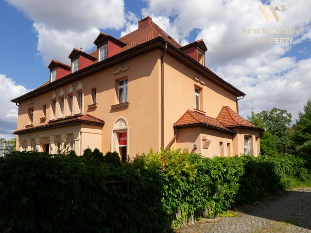 Dom na sprzedaż