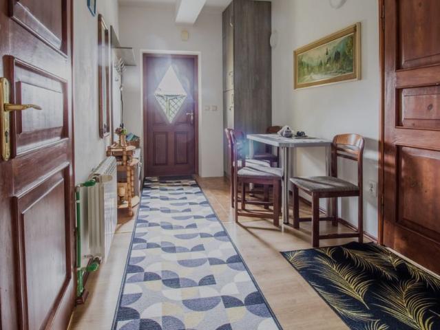 Dom na sprzedaż 9 pokoi nowosądecki, 250 m2, działka 901 m2