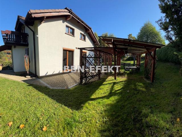 Dom na sprzedaż 9 pokoi bielski, 270 m2, działka 1509 m2