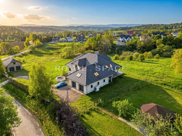 Dom na sprzedaż 9 pokoi krakowski, 900 m2, działka 16000 m2