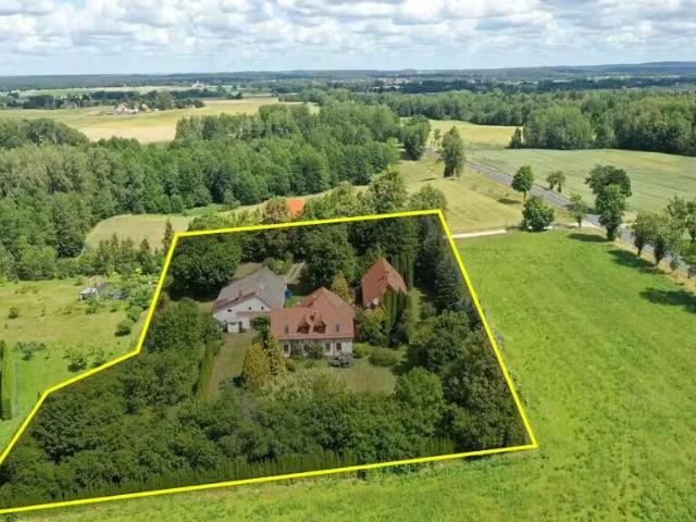 Dom na sprzedaż 9 pokoi węgorzewski, 500 m2, działka 7738 m2