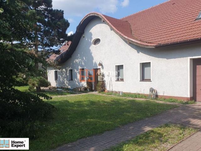 Dom na sprzedaż 9 pokoi Wrocław Psie Pole, 250 m2, działka 1100 m2