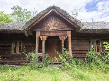 Dom na sprzedaż 10 pokoi leski, 300 m2, działka 6761 m2