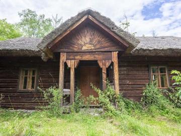 Dom na sprzedaż 10 pokoi leski, 300 m2, działka 6761 m2