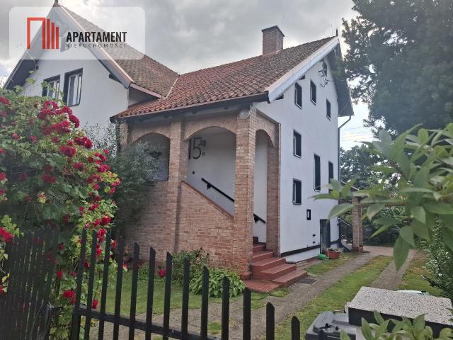 Dom na sprzedaż 10 pokoi nowodworski, 379,24 m2, działka 538 m2