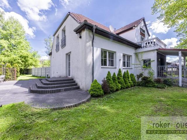 Dom na sprzedaż 10 pokoi opolski, 541,79 m2, działka 3688 m2