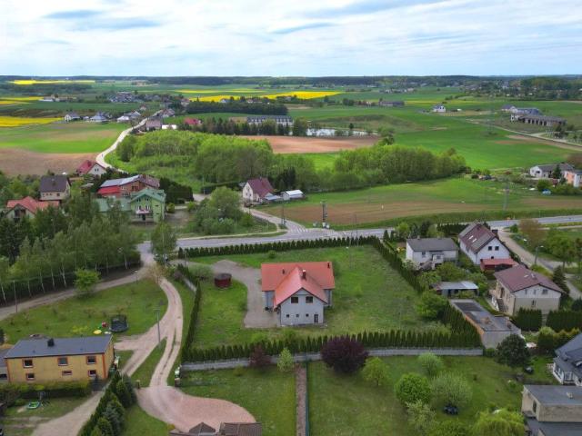 Dom na sprzedaż 10 pokoi starogardzki, 353,09 m2, działka 3840 m2