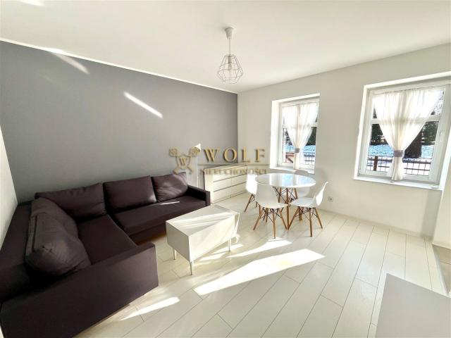 Dom na sprzedaż 12 pokoi Tarnowskie Góry, 400 m2, działka 1217 m2