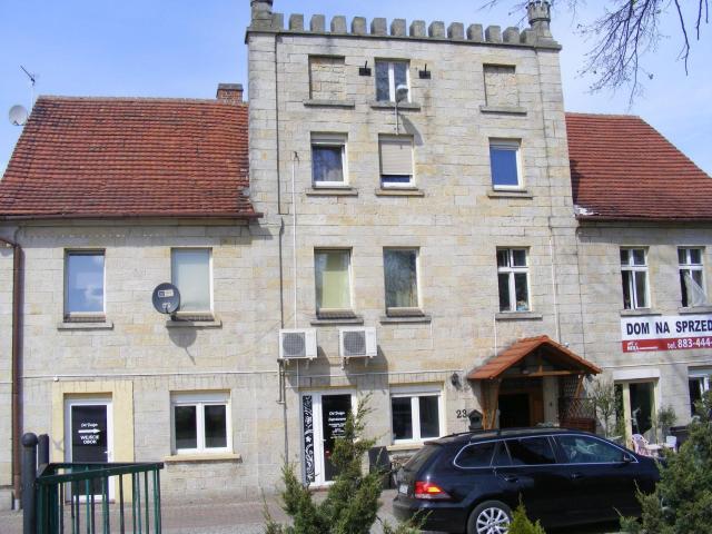 Dom na sprzedaż 12 pokoi bolesławiecki, 487 m2, działka 2500 m2