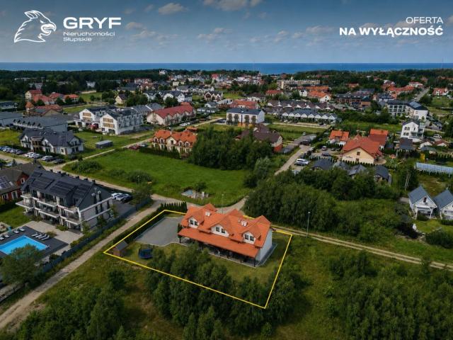 Dom na sprzedaż 12 pokoi słupski, 235,44 m2, działka 1050 m2