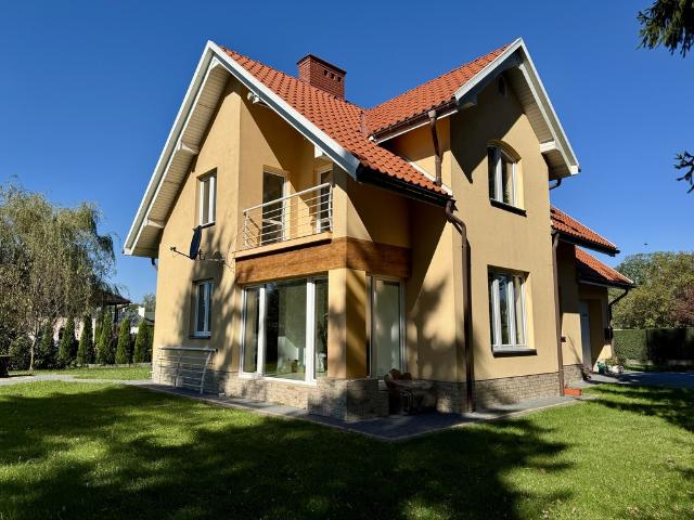 Dom na sprzedaż, Legionistów