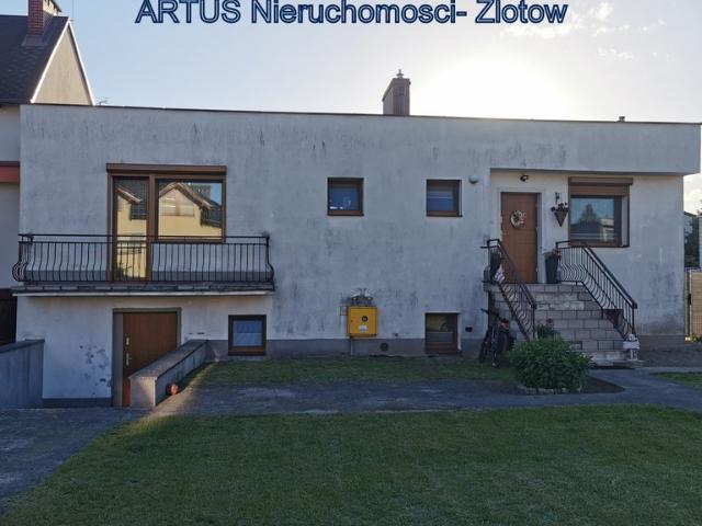 Dom na sprzedaż