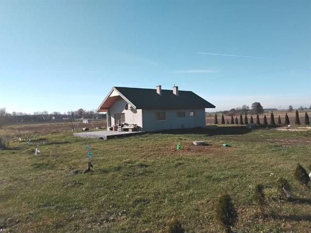 Dom na sprzedaż