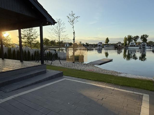 Dom na sprzedaż