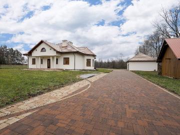 Dom na sprzedaż