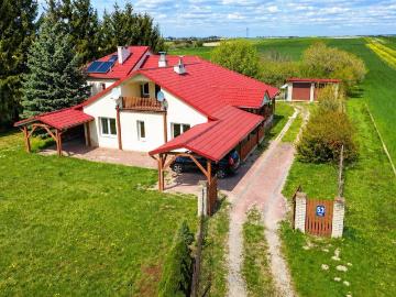 Dom na sprzedaż