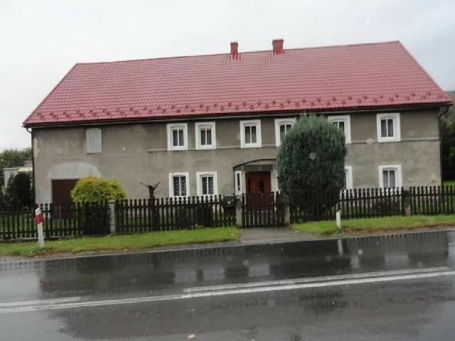 Dom na sprzedaż