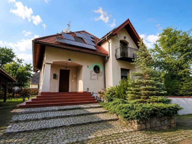Dom na sprzedaż