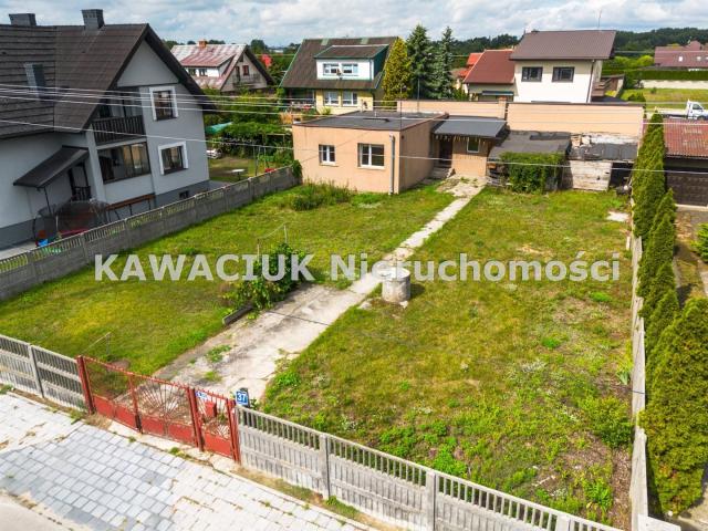 Dom na sprzedaż 2 pokoje Tomaszów Mazowiecki, 70 m2, działka 579 m2