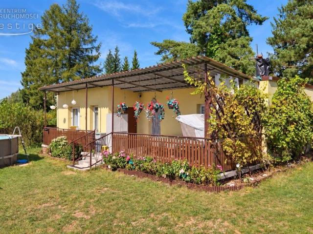 Dom na sprzedaż 2 pokoje będziński, 50 m2, działka 585 m2