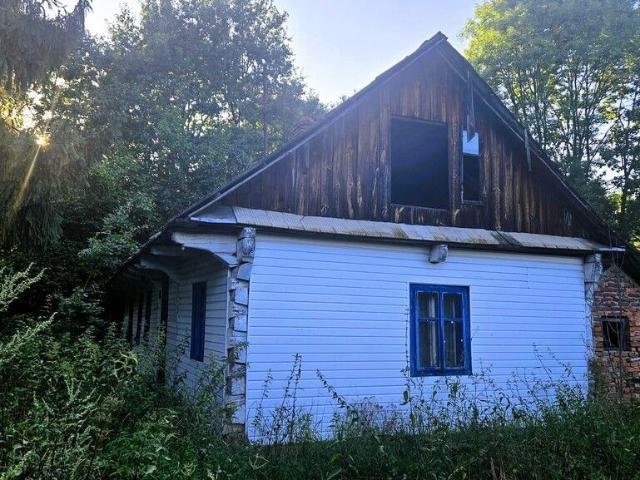 Dom na sprzedaż 2 pokoje bocheński, 60 m2, działka 3000 m2