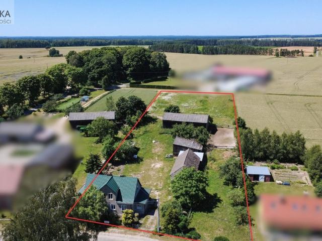 Dom na sprzedaż 2 pokoje Debrzno, 140 m2, działka 6434 m2
