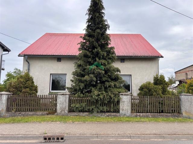 Dom na sprzedaż 2 pokoje lubliniecki, 140 m2, działka 1040 m2
