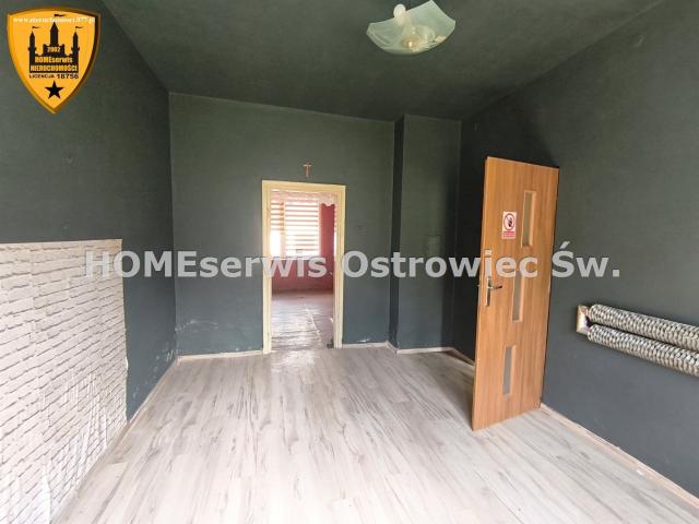 Dom na sprzedaż 2 pokoje Ćmielów, 66 m2, działka 1593 m2