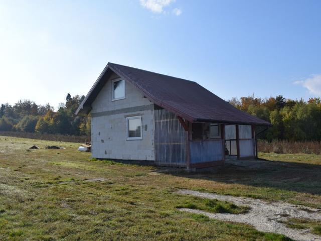 Dom na sprzedaż 2 pokoje rzeszowski, 35 m2, działka 830 m2
