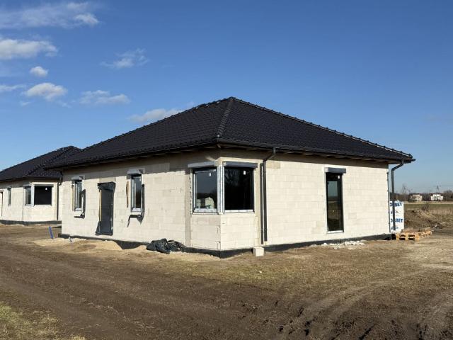 Dom na sprzedaż