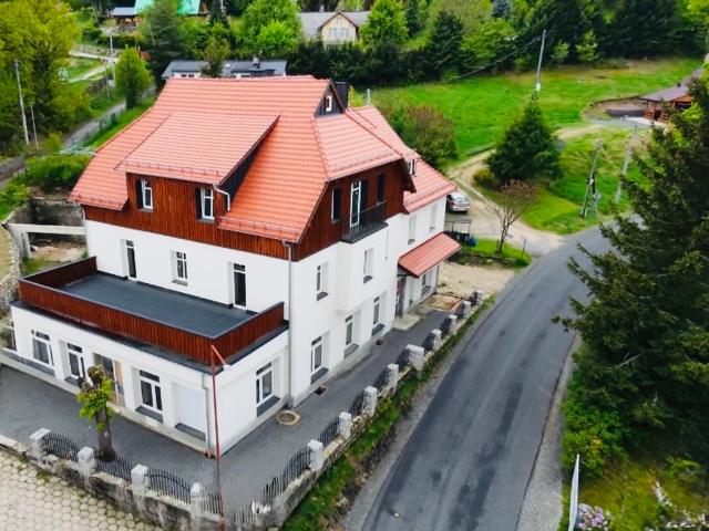 Dom na sprzedaż