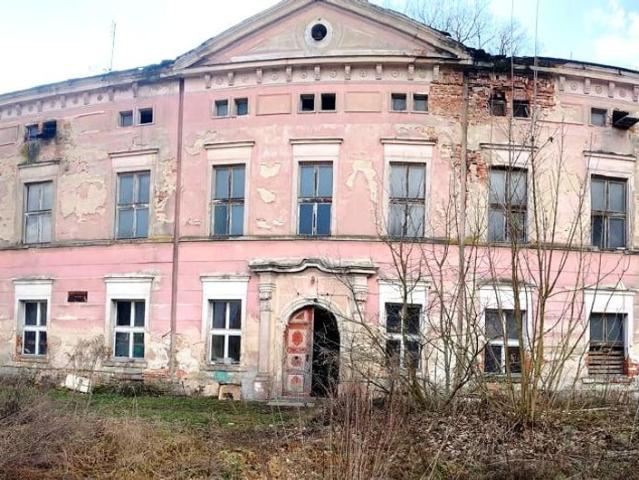 Dom na sprzedaż