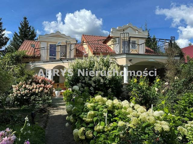 Dom na sprzedaż